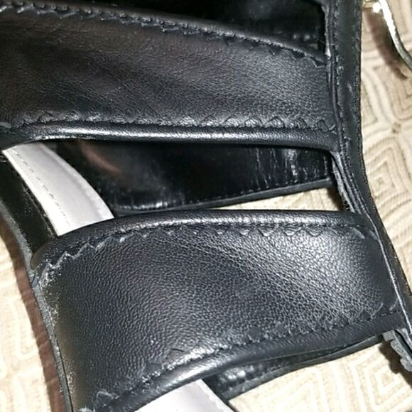 Ladies Designer Leather Shoes by Vince Camuto - Picture 4 of 16